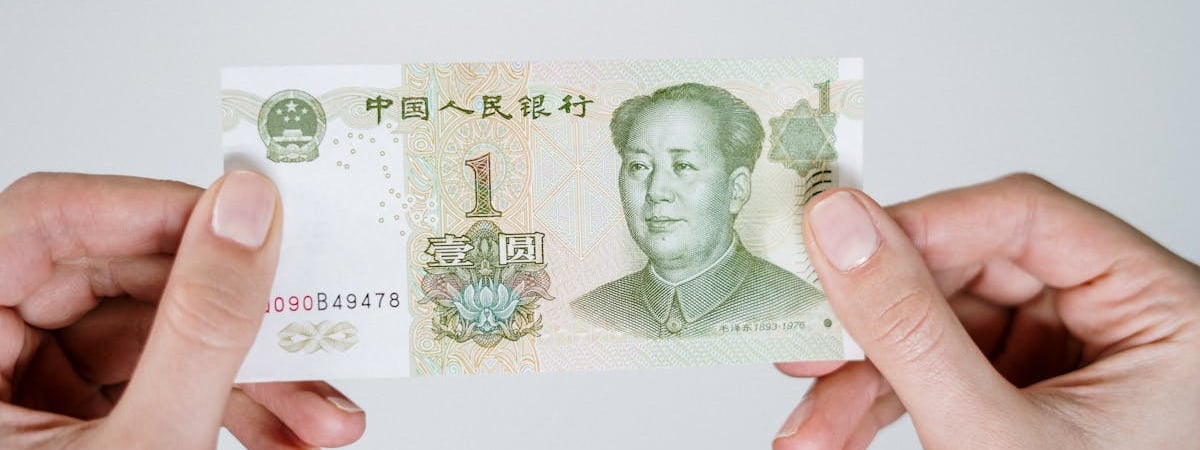 В сентябре валютные резервы Китая подросли на 0,9%