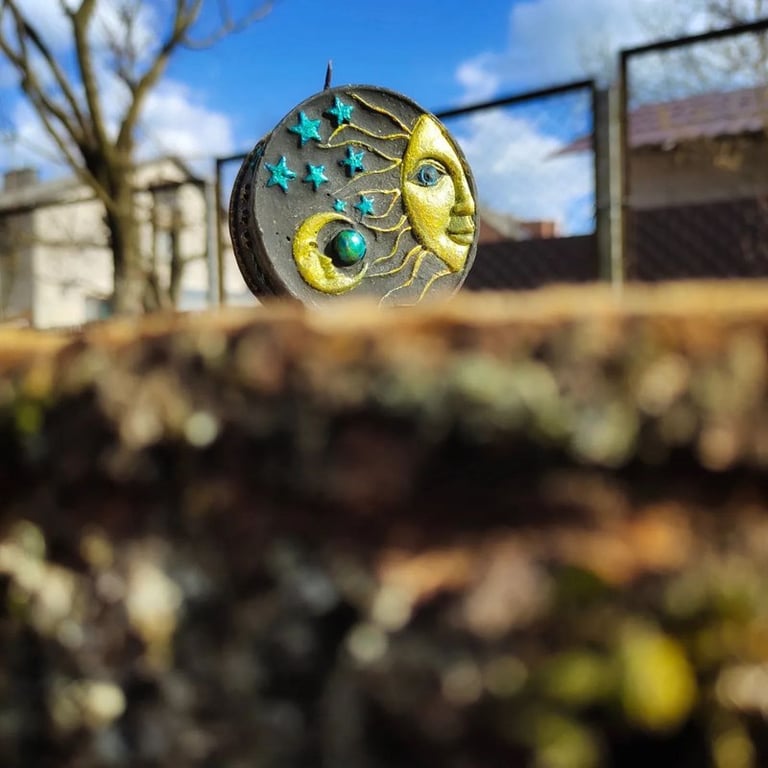 «Легких денег абсолютно нет». Белорусская ремесленница рассказала, сколько можно заработать на свечах