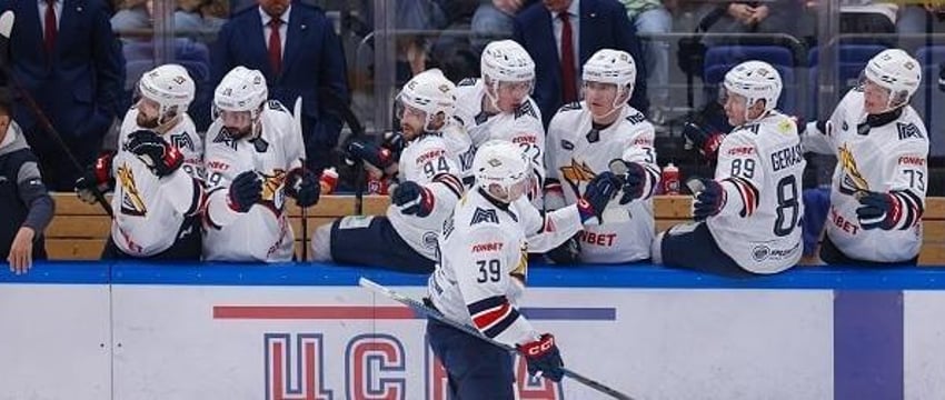 «Металлург» обыграл московское «Динамо» в матче КХЛ