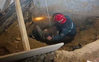 В Гродно мужчину засыпало грунтом — на помощь пришли спасатели МЧС