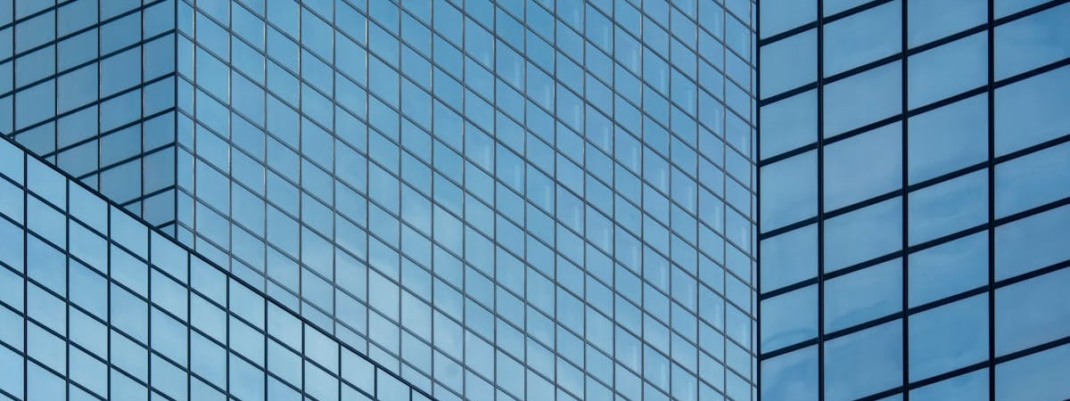 Бывшего зама гендиректора госпредприятия столицы будут судить за взятку в 200 тысяч рублей