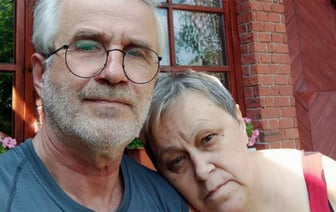 Пенсионеры из Каменца, уехавшие из страны от преследования, просят о помощи