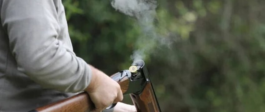 Пьяный минчанин стрелял из ружья во дворе дома