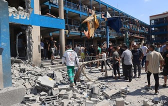 Хамас заявляет о выходе из переговоров о перемирии в Газе, поскольку Израиль продолжает наносить удары.