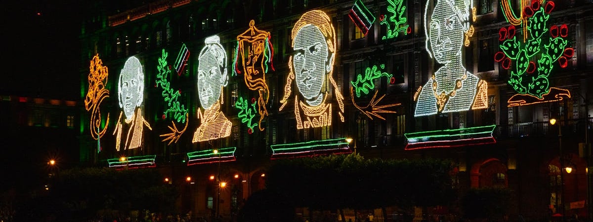 Мексика не позволила приземлиться у себя самолету США с депортированными