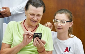 Не только в Гомеле. А1 обучает пенсионеров безопасности в сети