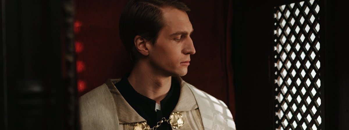 В Италии усилят охрану дилерских центров Tesla после уничтожения 17 машин