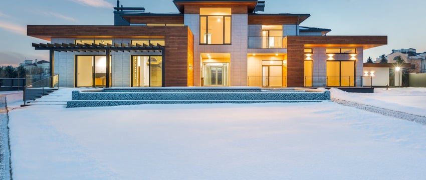 В Черемушках пьяный пенсионер протаранил припаркованные авто