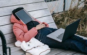 От «повелителя льда» до «двигателя мышек». Нашли 7 необычных вакансий в Беларуси, о которых мало кто слышал — Полезно