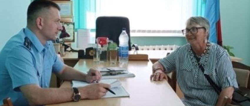 Прокуратура Ивановского района помогла местной жительнице с ремонтом кровли дома