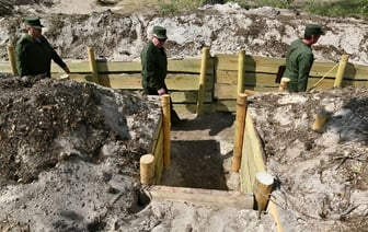 В Минобороны рассказали, кого в Беларуси обязали строить «узлы сопротивления» и укрепрайоны. Где?