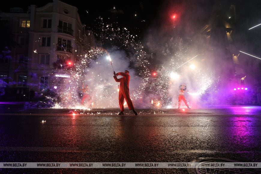Более 20 спектаклей за шесть дней. В Бресте завершился фестиваль «Белая Вежа»