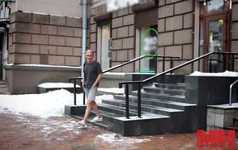 «Дядька какой-то решил, что жена из дома выгнала» — Минчанин рассказал, зачем зимой ходит по улице в майке и шортах — Фото