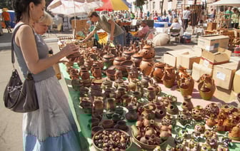 Самозанятые белорусы могут продавать свои товары в магазине? МНС объяснило, когда не нарушат закон