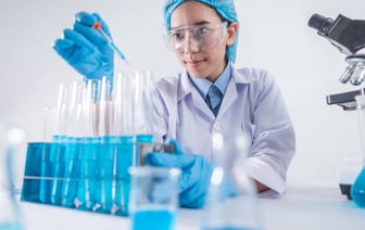 Johnson & Johnson инвестирует $55 млрд в заводы в США