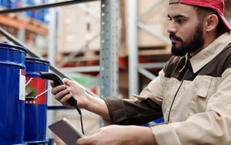 Поставки электроники в РФ упали из-за проблем с оплатой техники в Китае