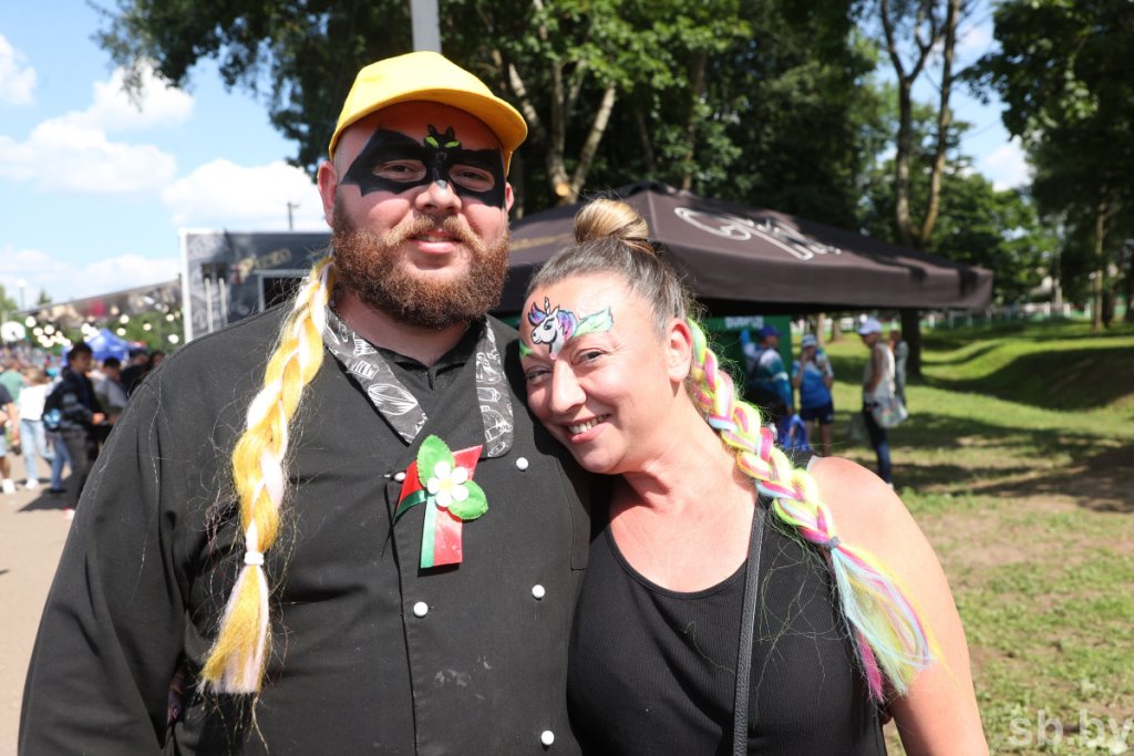 Грандиозно, красиво, зрелищно – фестиваль «Вытокі» собрал в Пружанах тысячи участников