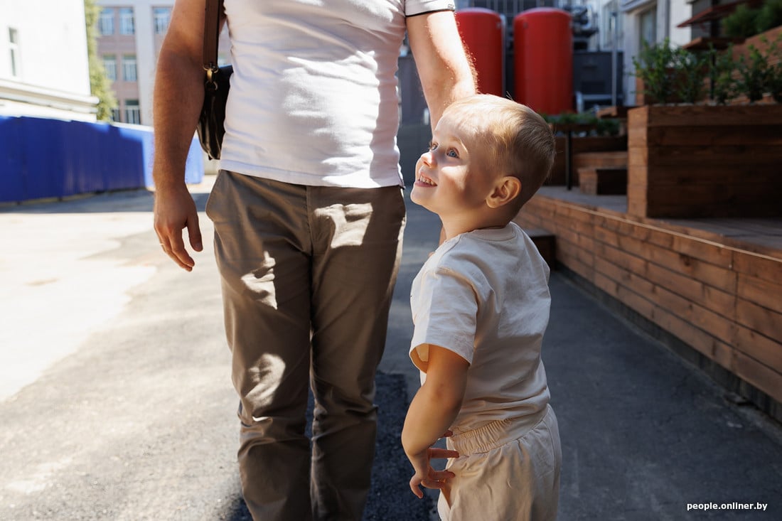 Самый масштабный сбор в Беларуси. Родителям нужно почти $3 миллиона на спасительный укол для сына