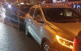 «Паровоз» из пяти машин на проспекте Независимости в Минске