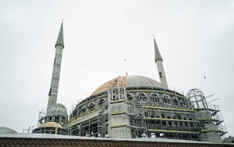 В Полоцке ремонтируют памятник Франциску Скорине