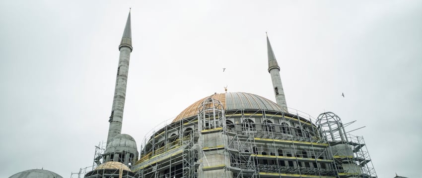 В Полоцке ремонтируют памятник Франциску Скорине