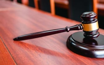 В Гродно суд наказал директора бара за продажу алкоголя в ночное время без разрешения
