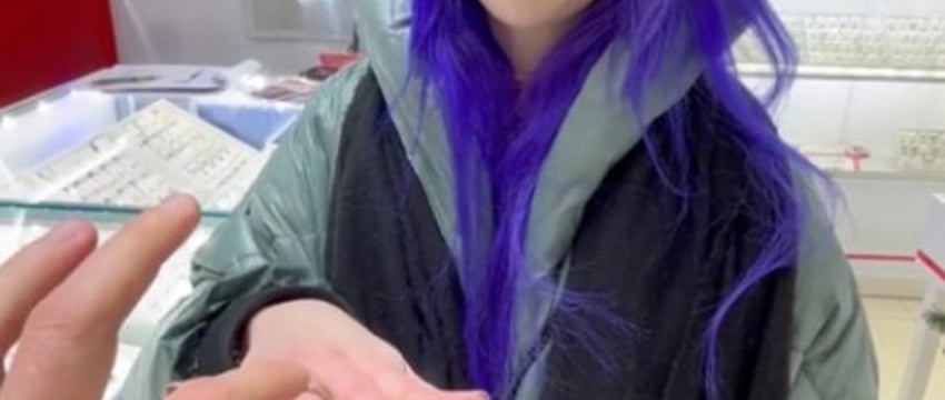 Парень позвал незнакомую девушку замуж. Вот чем все закончилось