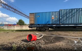 В Минске на ж/д путях произошла утечка бензилхлорида. В МЧС рассказали подробности — Фото