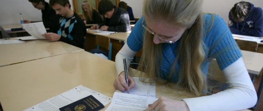 Сотни учеников сдали репетиционный ЦЭ на 100 баллов