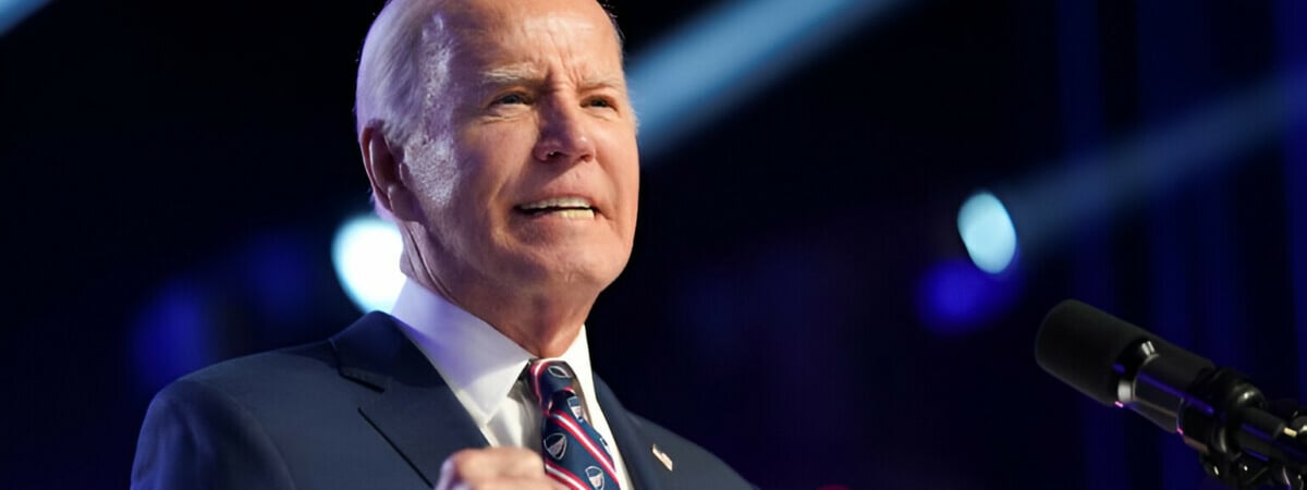 Байден пригрозил, что республиканцы «ужасно дорого заплатят» за препятствие помощи Украине