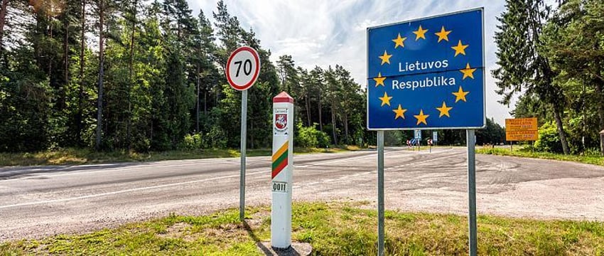 Литва хочет ограничить поездки белорусов и россиян на родину