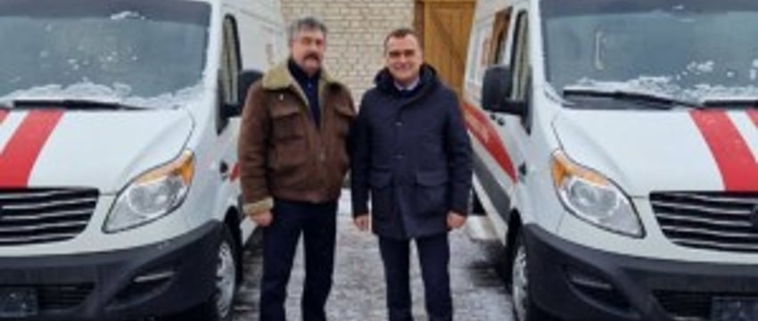В канун Рождества два новых реанимобиля пополнили автопарк Брестской областной клинической больницы
