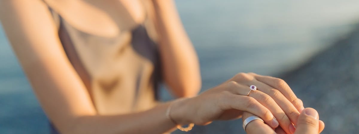 Предложение Чехии ограничить перемещение дипломатов РФ в Шенгене поддержала Франция