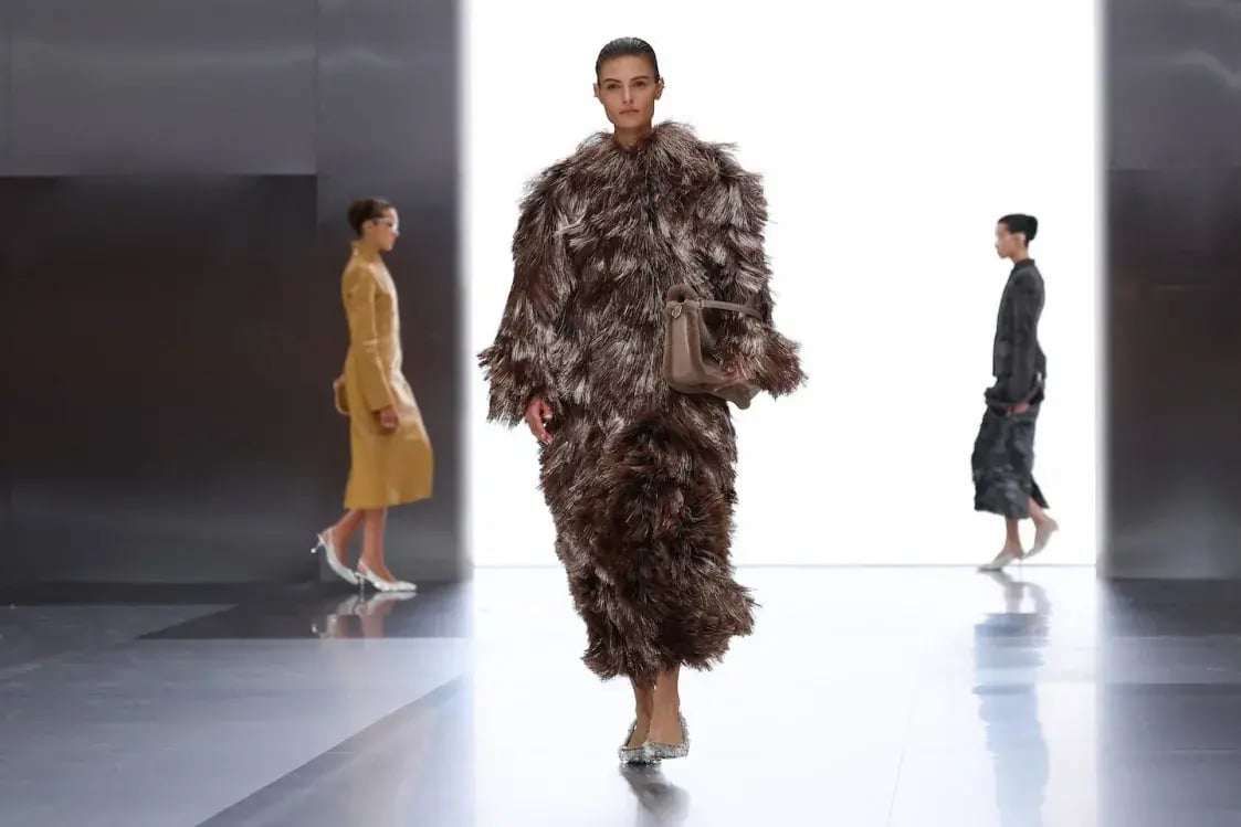 Самые яркие образы Недели моды в Париже — фото