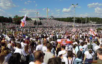 «Нам здавалася: сілавікі і чыноўнікі пяройдуць на бок народу», — кіраўнік NEXTA Сьцяпан Пуціла
