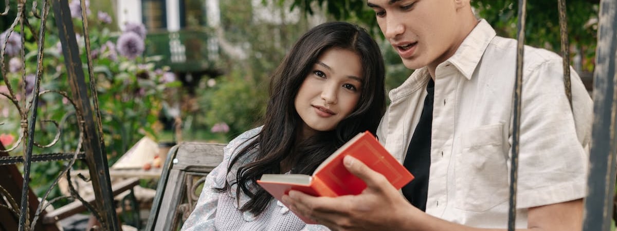 Силовики задержали трансгендерную девушку за распространение «экстремистских материалов»