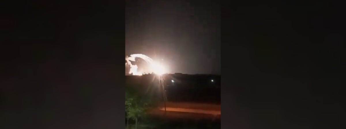 На российском военном аэродроме в Крыму прогремели взрывы — Видео