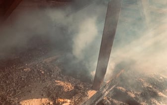 В Слонимском районе мужчина сжигал мусор и лишился сарая