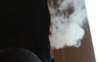 Всё из-за сигарет. 19-летний житель Пинского района нанес телесные повреждения парню