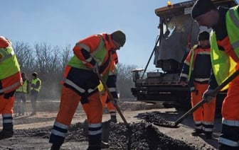 В Беларуси тестируют новое оборудование по борьбе с ямами на дорогах