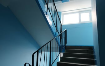 Показывал свой половой орган соседкам. В Слонимском районе задержали извращенца