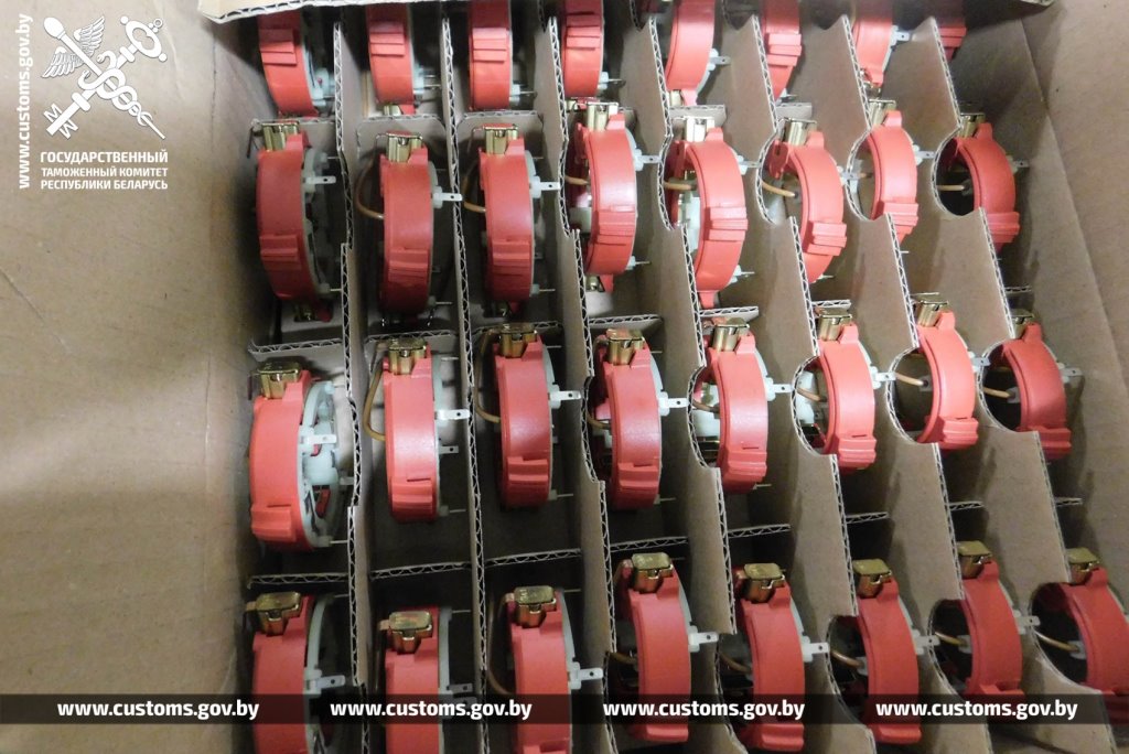Комплектующие к строительным инструментам на сумму 205 тыс. рублей пытались незаконно ввезти в РБ. Нарушение установили брестские таможенники