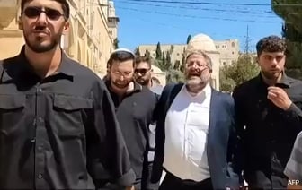 Мировое возмущение из-за молитвы крайне правого израильского министра в мечети Аль-Акса