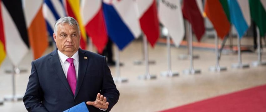 Орбан представил доклад о «мирном турне»