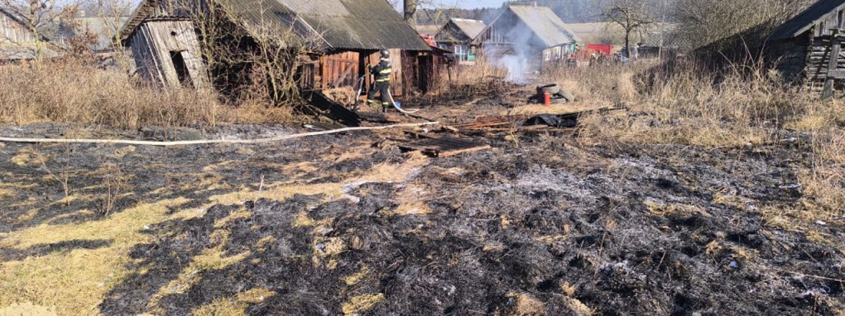 Гараж, сарай и мастерская — за выходные в Гродненской области произошло восемь пожаров