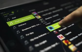 Музыкант из США использовал ботов, чтобы зарабатывать на стриминге