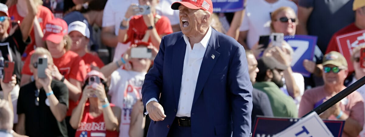 Трамп призвал Израиль ударить по ядерным объектам Ирана