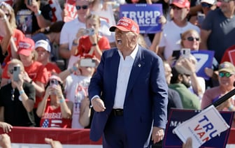 Трамп призвал Израиль ударить по ядерным объектам Ирана