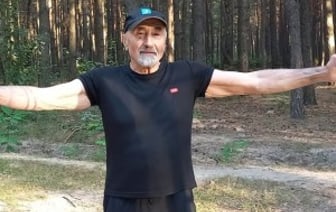 Дал сдачу своему паспорту. История 78-летнего белоруса, который разработал собственную систему здоровья