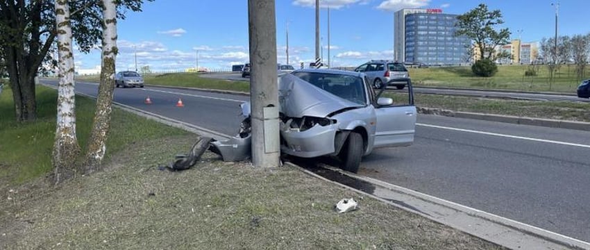 Авария в Москве: пьяный водитель не справился с управлением на МКАД
